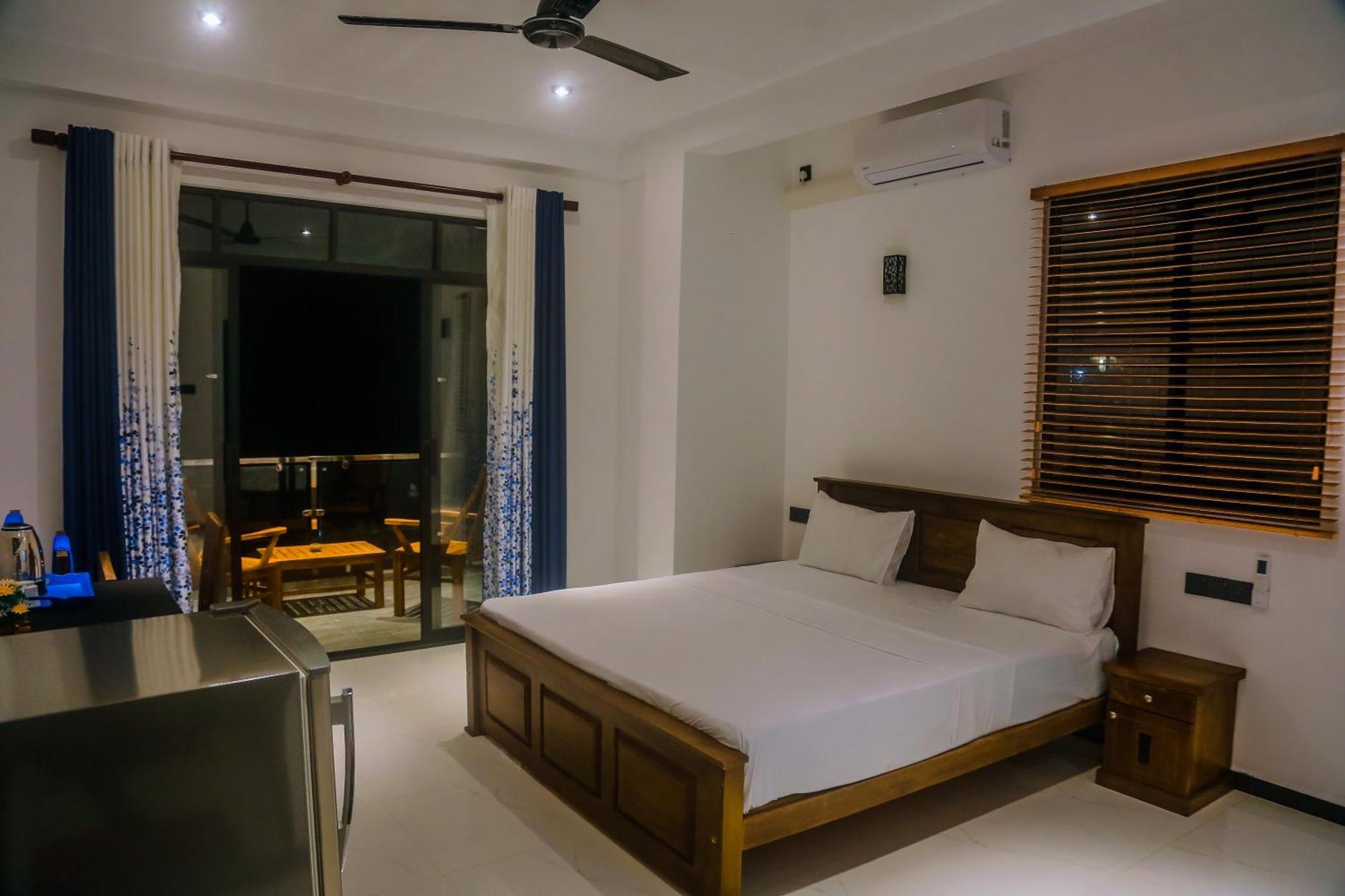 Mirissa Breeze Otel Dış mekan fotoğraf