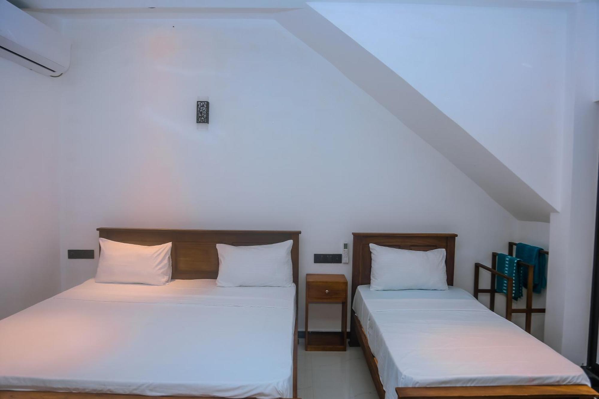 Mirissa Breeze Otel Dış mekan fotoğraf