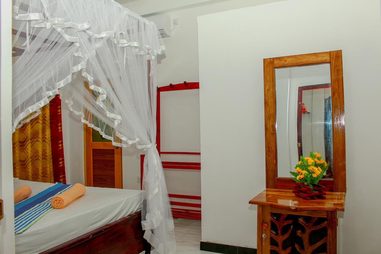 Mirissa Breeze Otel Dış mekan fotoğraf